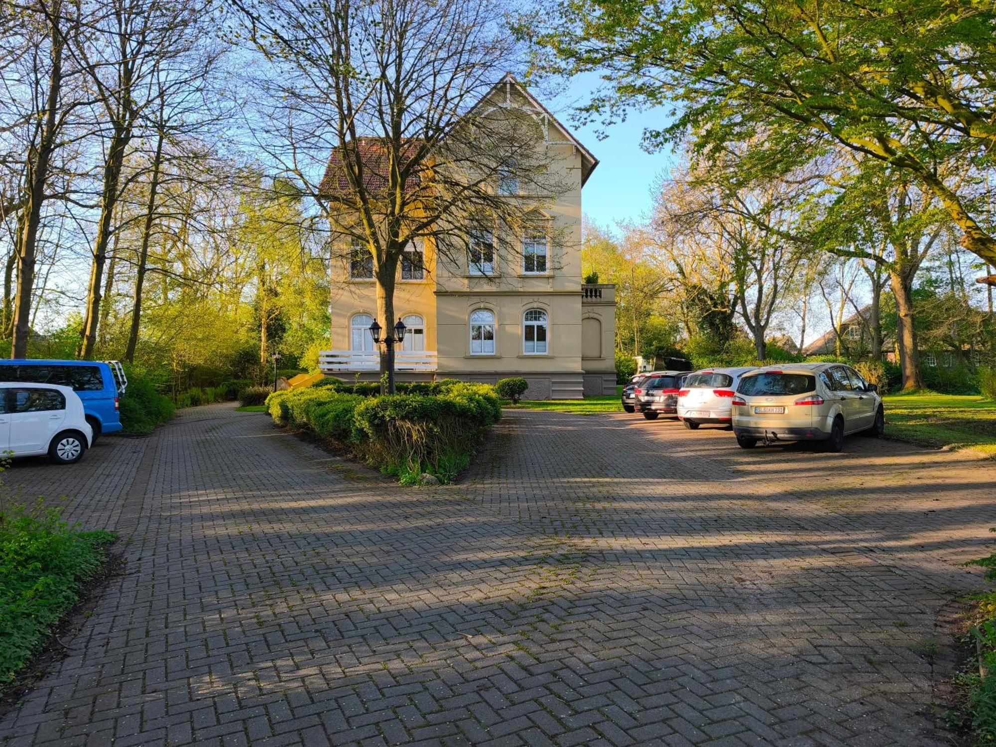 Emily'S Deichbude In Einer Historischen Villa In Dornumersiel エクステリア 写真
